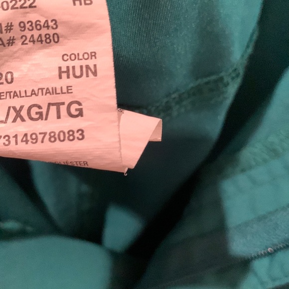 Men's Balance V-Neck Scrub Top & Zip Fly Scrub Pants Set - Picture 9 of 14